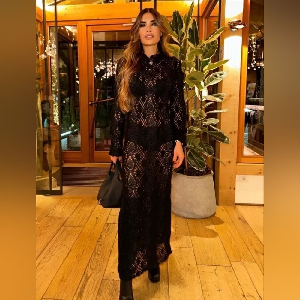 ZARA LIMITED EDITION LONG MAXI CROCHET DRESS - Picture 3 of 16